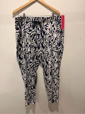 Lilly Pulitzer Navy and White Tropical Print Joggers